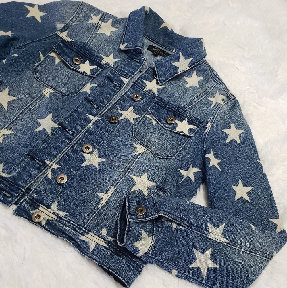 Denim jean jacket with star pattern Girls Size Medium